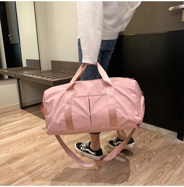 
Hot Sale Multifunctional Outdoor Large Capacity And Multi-Function Women Sport Gym Bag 
