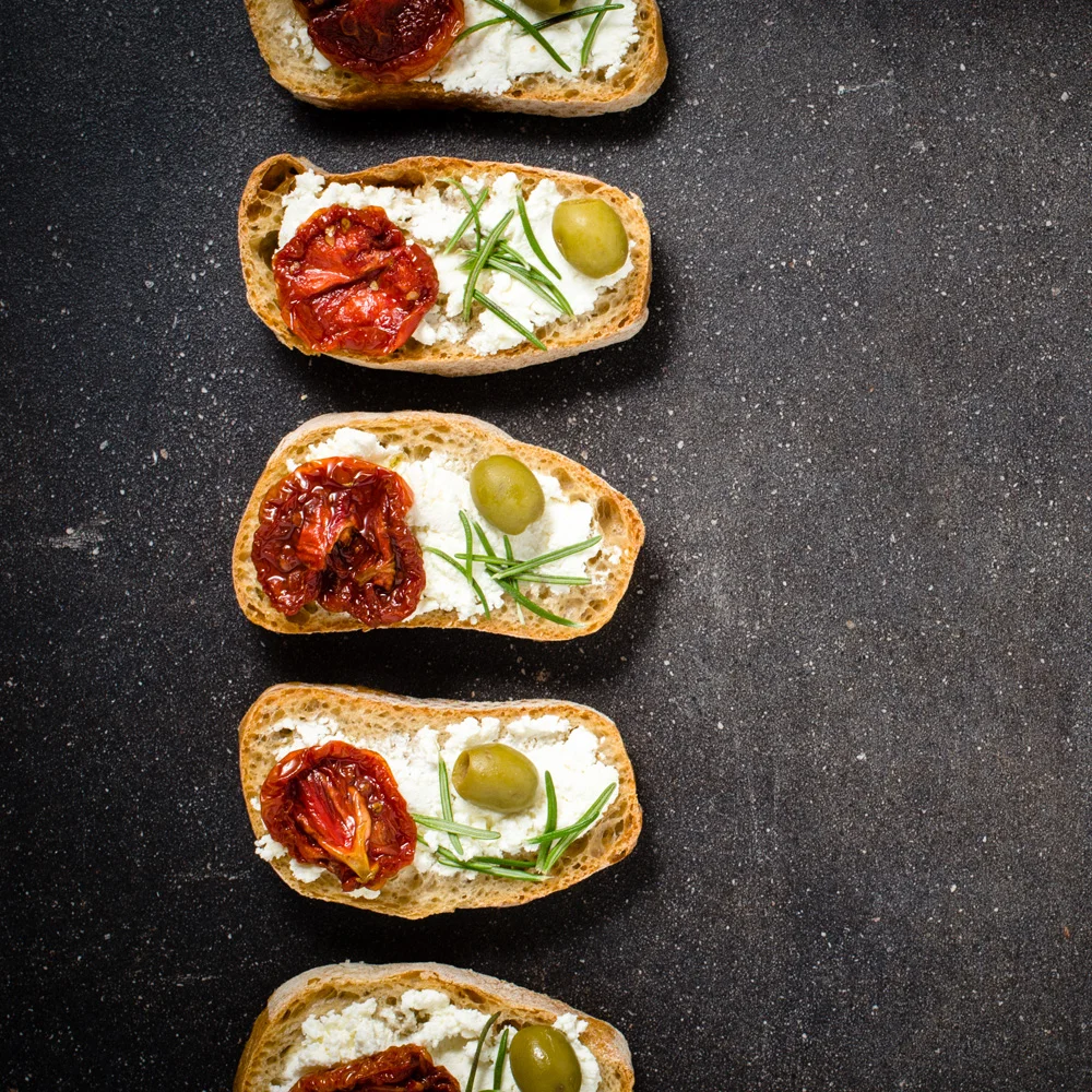 Italian top quality salty sundried cherry tomato 190g jar food packaging bruschetta plates for appetizer