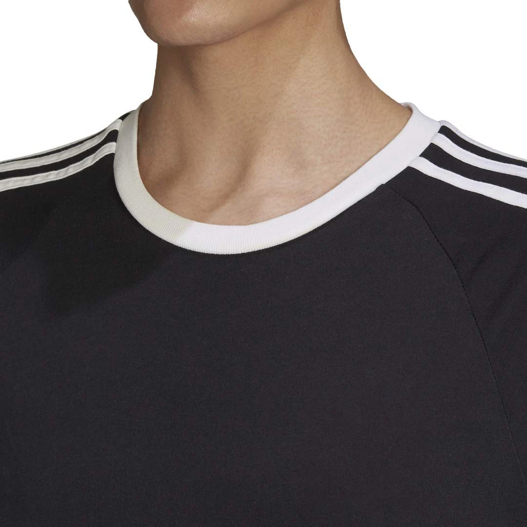 
 Мужская футболка в 3 полосы  