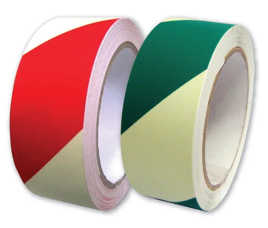 Аварийная светящаяся в темноте лента, Фотолюминесцентная лента