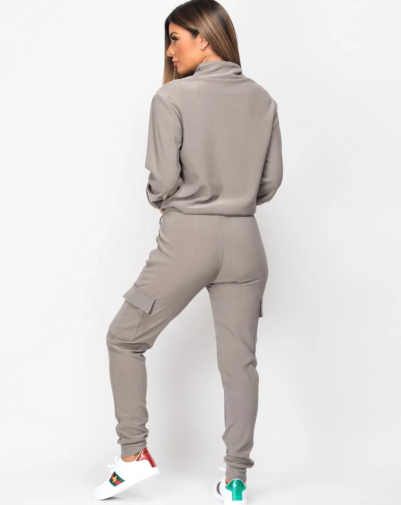 Custom fashion tracksuit for ladies latest design plain jogging sets two piece sweat suits women cheap wholesale