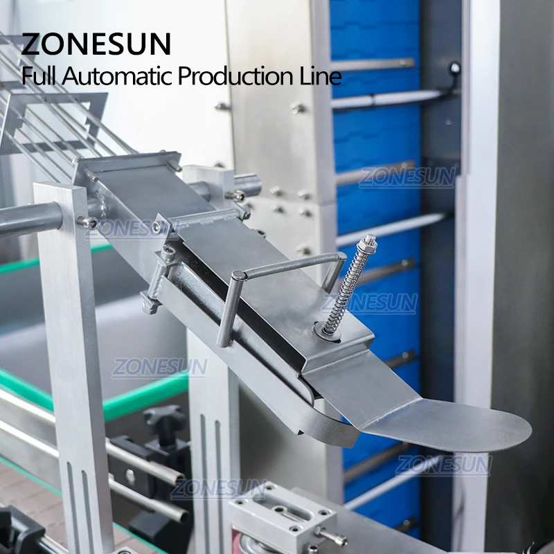 ZONESUN Automatic Plastic F-style Gallon Jugs Oil Bottle Chemicals Liquid Servo Filling Capping Machines Line With Cap Feeder