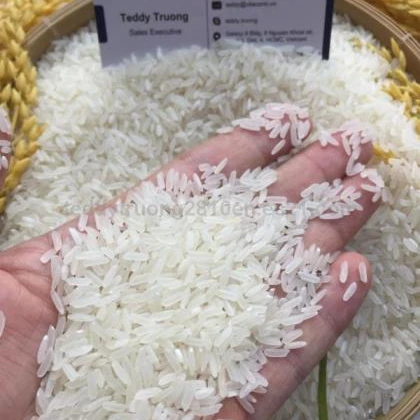 Vietnam Long Grain White Rice 5%,10%,15%,25% Broken