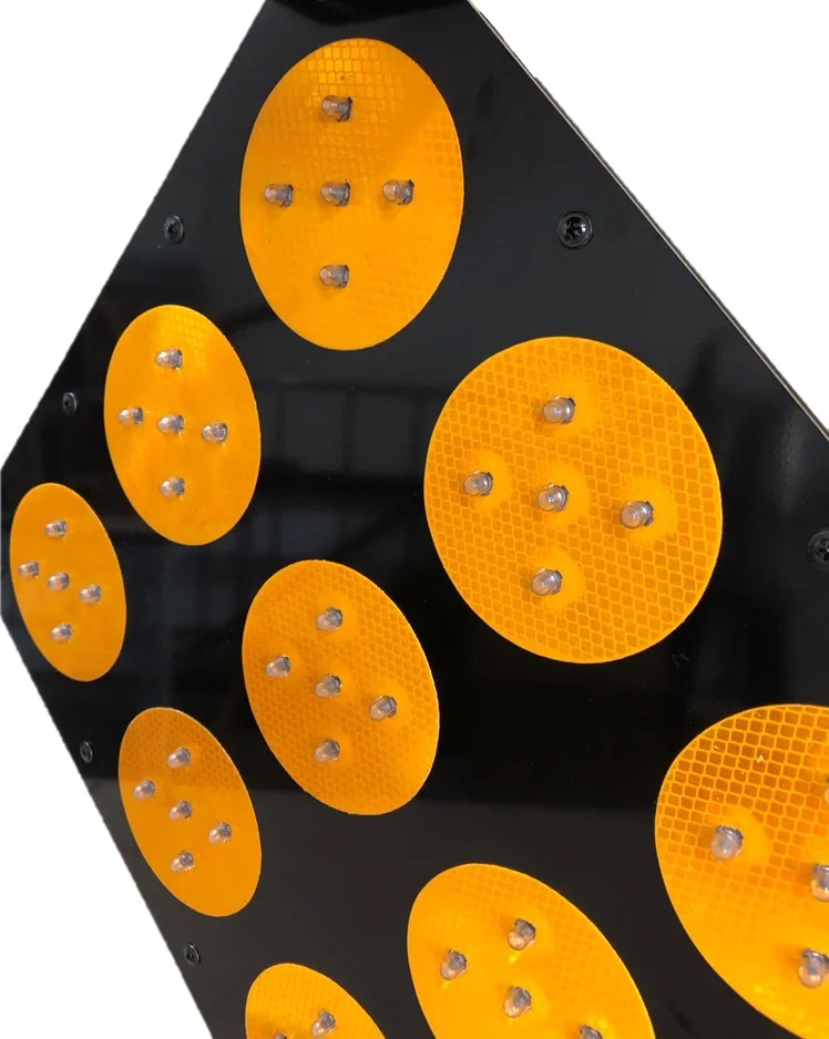 Solar LED Nine-Flash Traffic Warning Signal