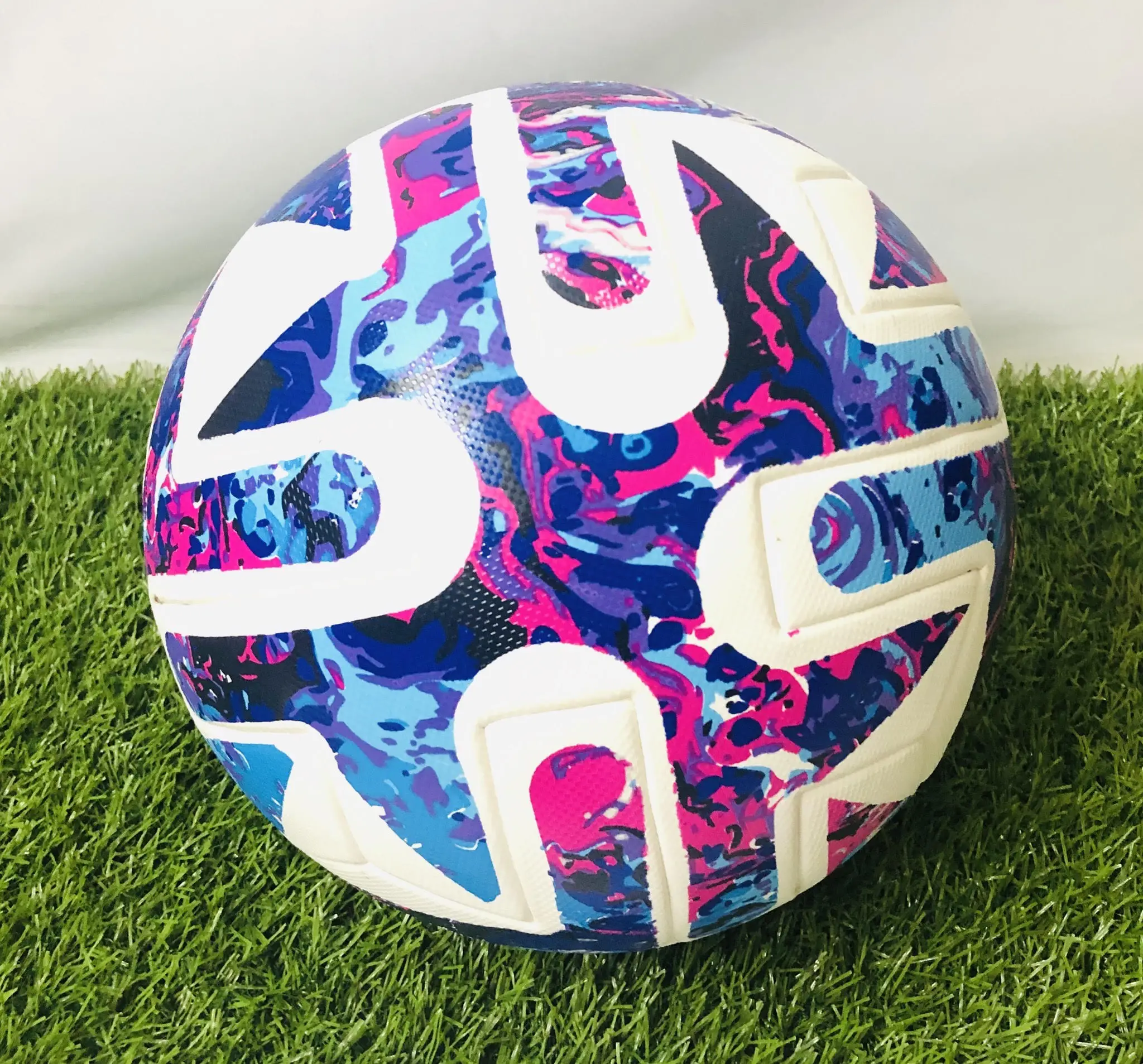 SOCCER BALL THERMAL BONDED