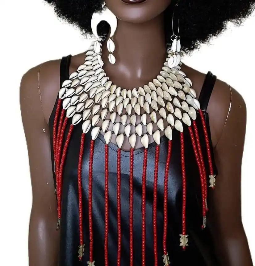 Изготовленный На Заказ чокер из коровьей ракушки подходящий для афроамериканцев и афроамериканских племенных дизайнеров ювелирных изделий