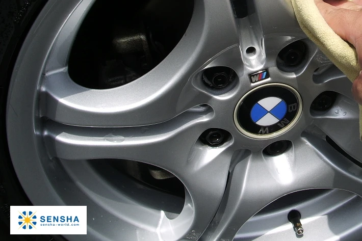 WHEEL&TIRE CLEAN (high concentrated) Refill 800ml wheel and tire cleaner by SENSHA