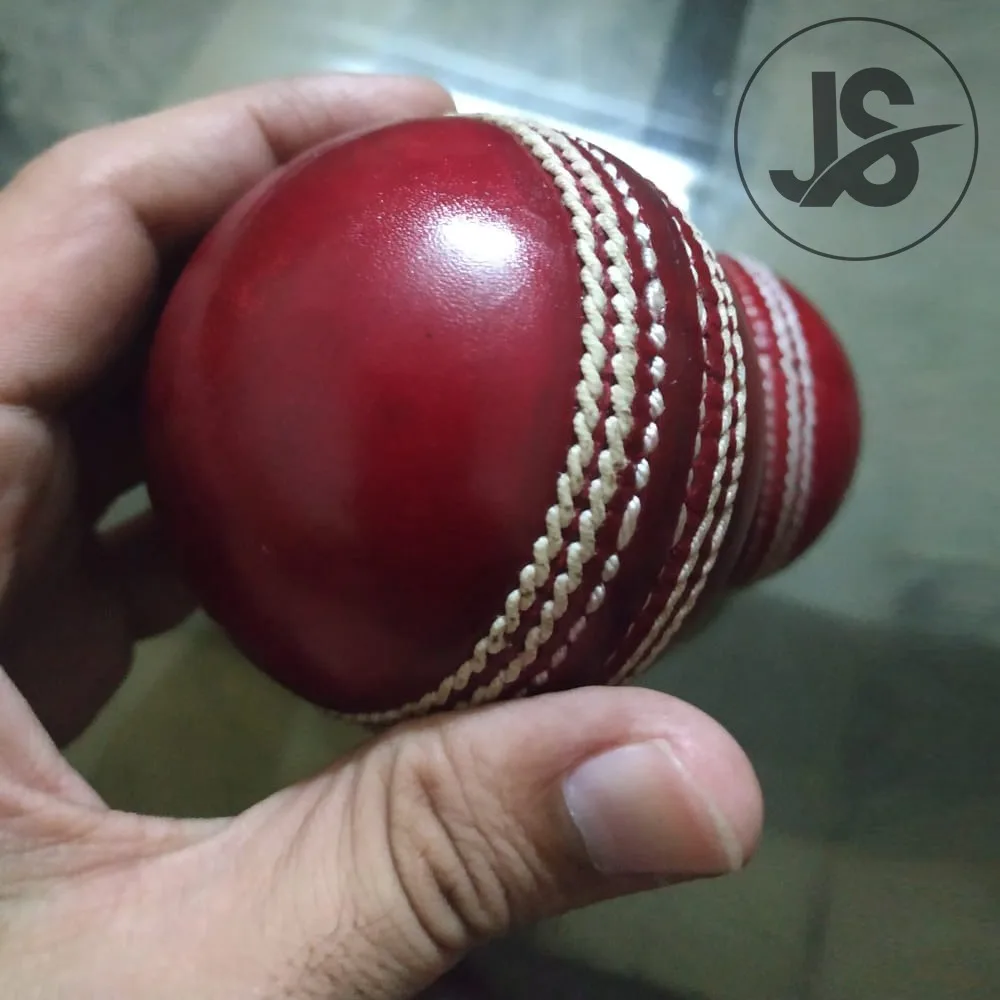 Wholesale Custom Logo Hard Ball Best Quality 50 Overs Leather Bowling Machine Balls Red White Cricket Ball Hand Stitched