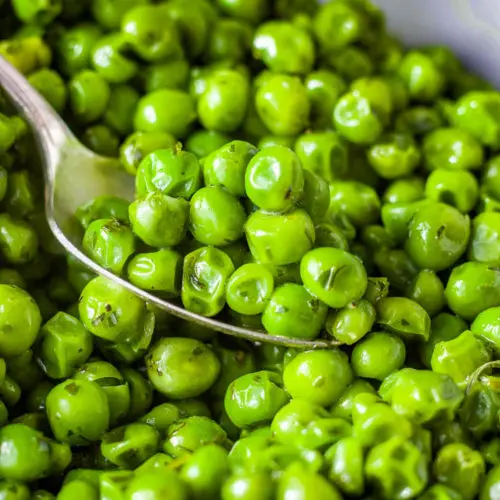 Healthy fried good taste flavored canned green peas