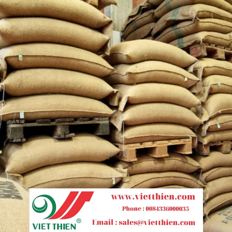 Raw coffee beans are screened for the best quality coffee beans with the most suitable price to ensure prestige