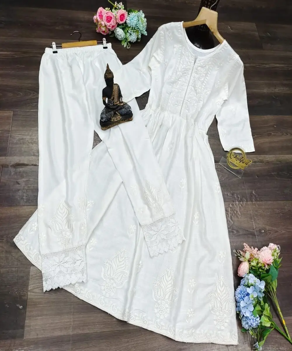 Latest new rich look kurti with beautiful work wholesale lowest price textile market surat