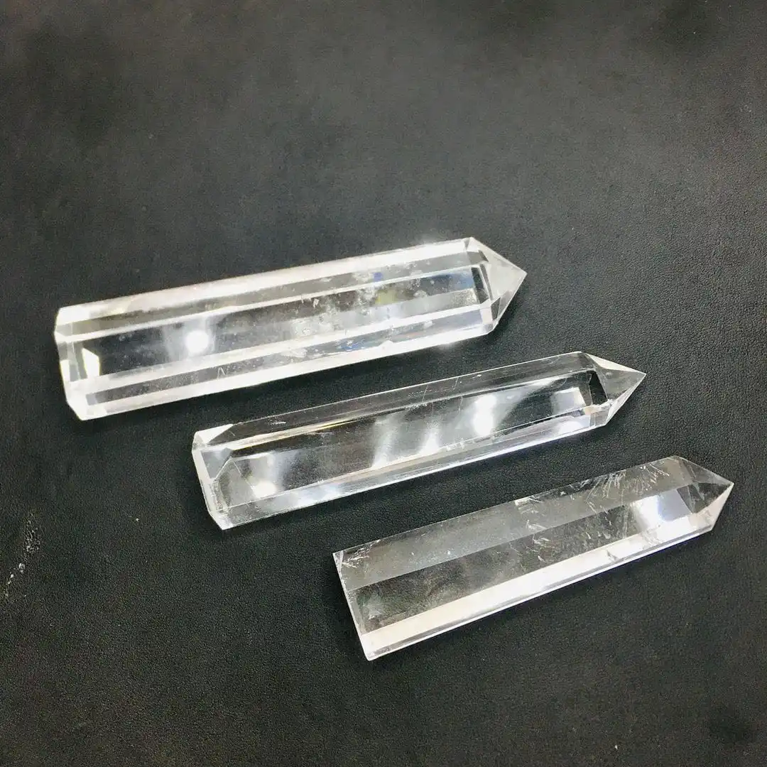 Natural Crystal High Quality Hand Carving Crystal clear quartz point for geomantic omen and gifts