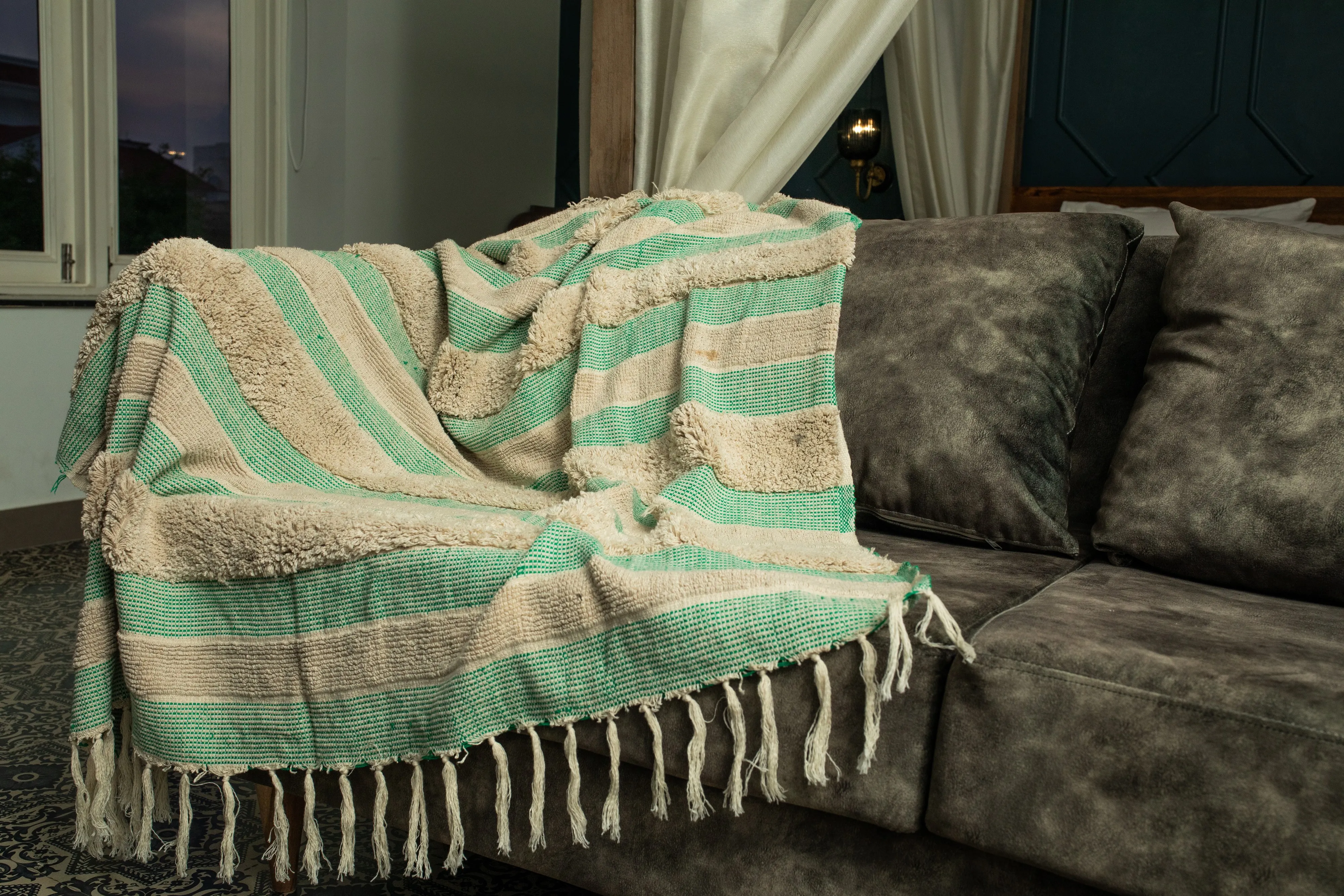 Bohemian Hand Tufted Cotton Throw Blanket Picnic Throw Ethnic Decor Sofa Throws