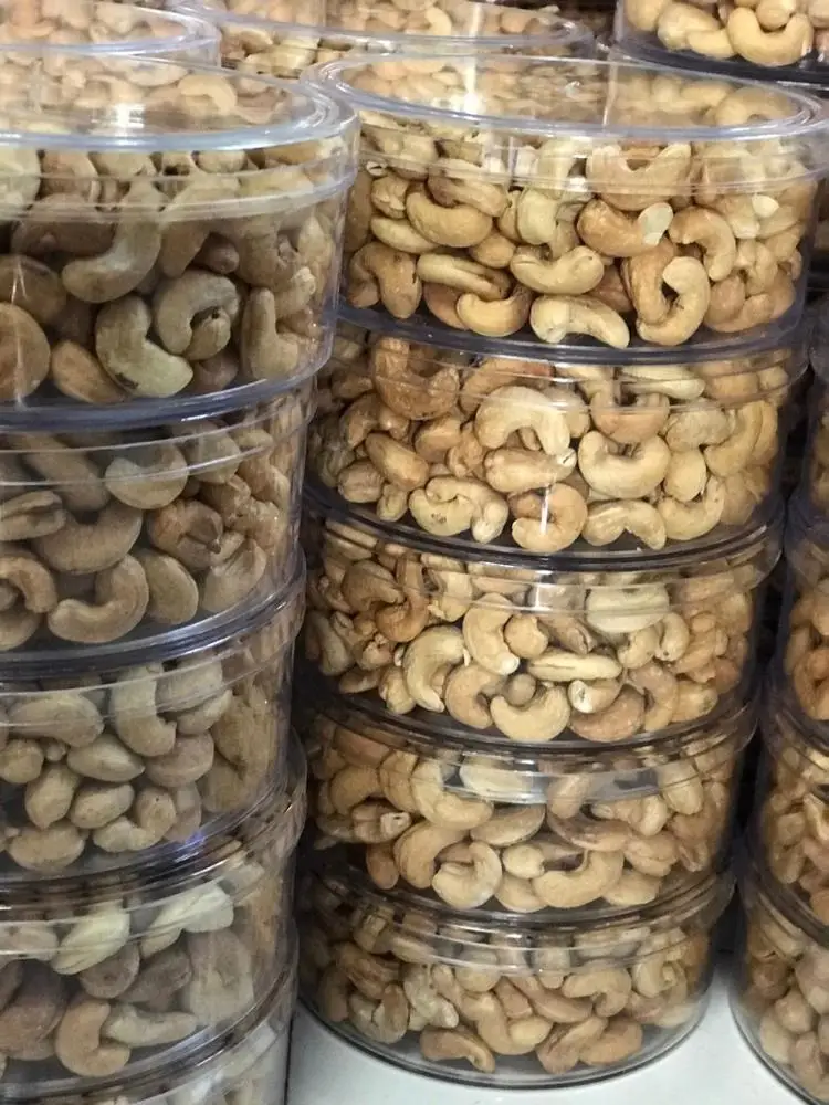 Vietnam Cashew nuts with salt without husk/ Roasted cashew nuts high quality (Kaylin +84 817092069)