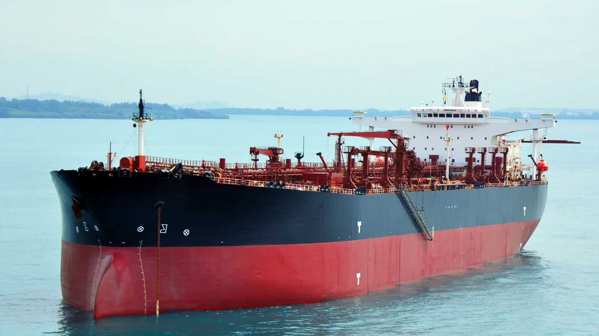 
Malaysia L 0.5 ASTM Color High Quality 390 microns Ferries Boats Barges VESSEL Marine Gas Oil (MGO) 