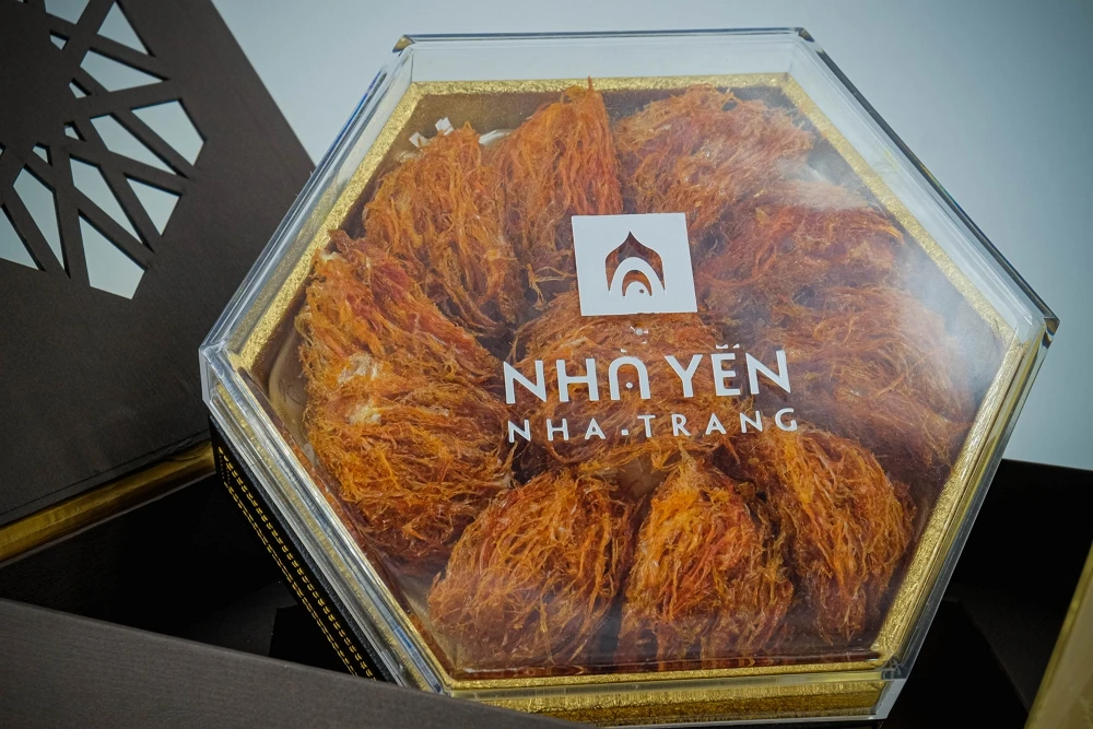 Высококачественное салонное гнездо Красной Птицы высокого качества помогает улучшить оптимальное состояние здоровья человека