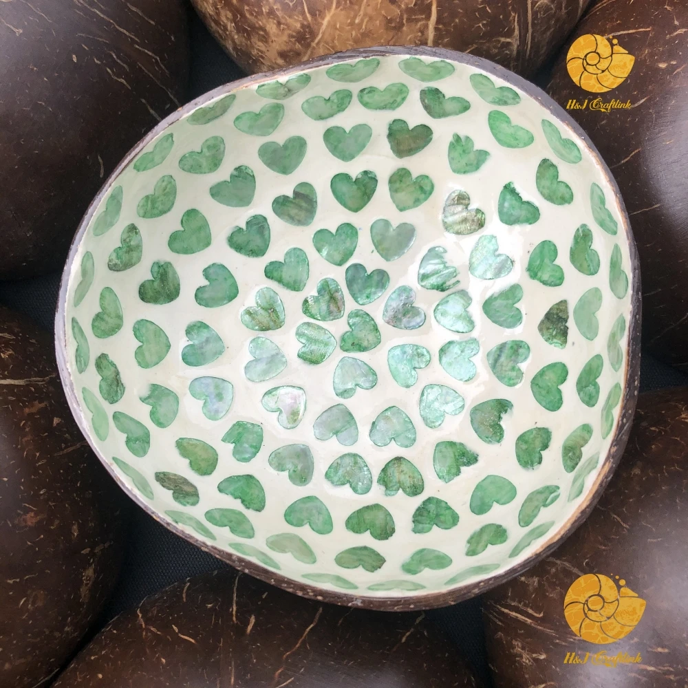 Handmade Coconut Shell Bowl with ATM Sea Shell Within Heart Patterns Onside OEM ODM Customize Accept