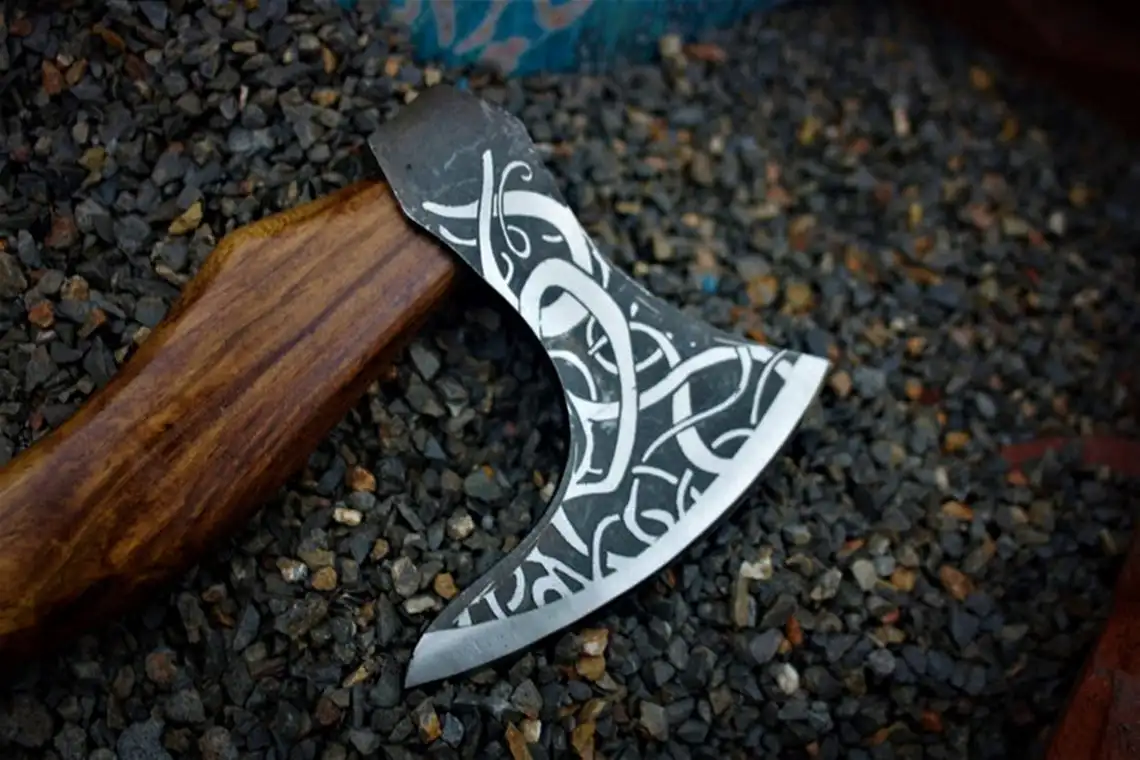 
Hand Forged Viking Axe Handmade Engraved On Carbon Steel Head Fire Forged Axe Beautiful Viking STYLE Etched axe 786-232 