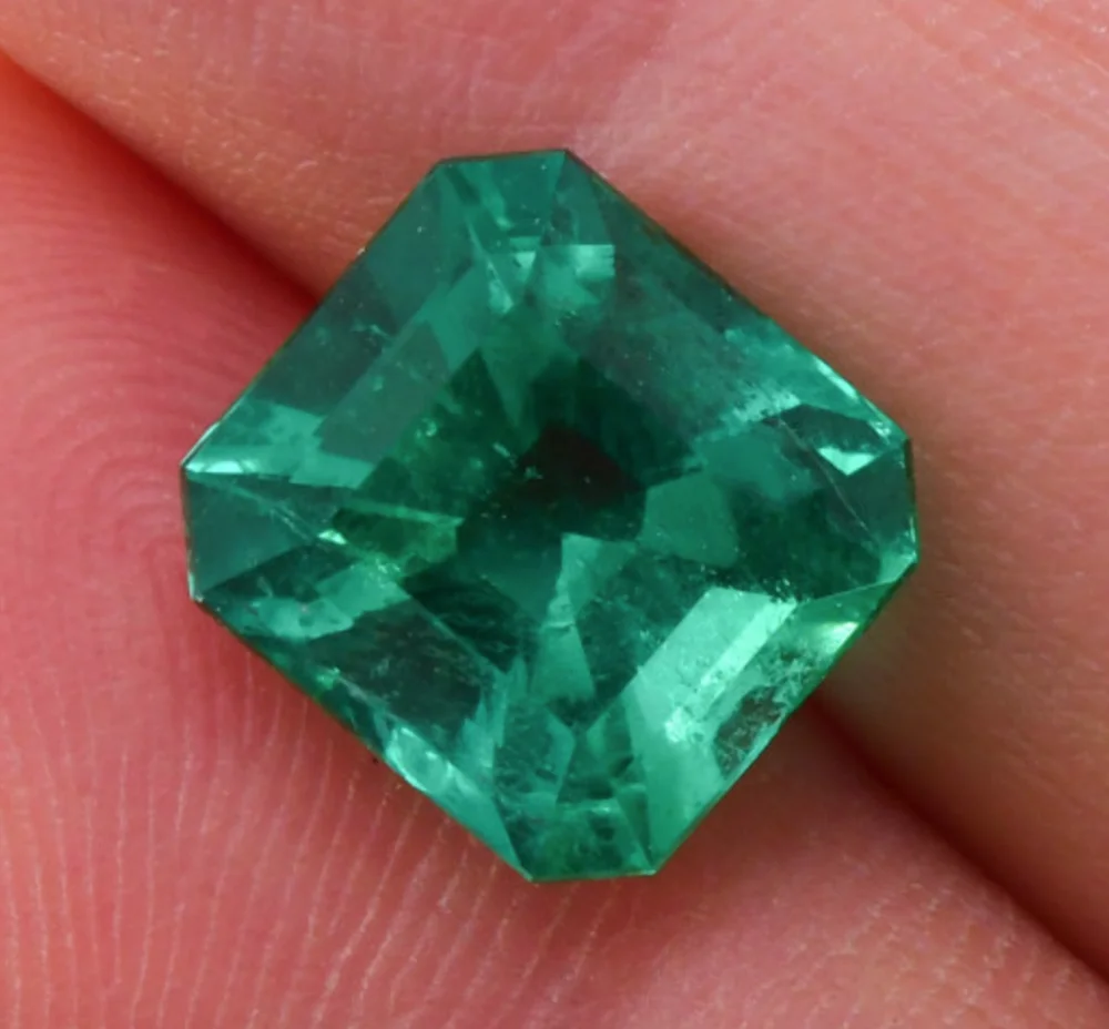 
Blue Tone Emerald Cut Top Gem Columbian Origin For Sale Loose Gemstone Precious Gemstone Emerald Stone Price Real Gems Hot Sale 