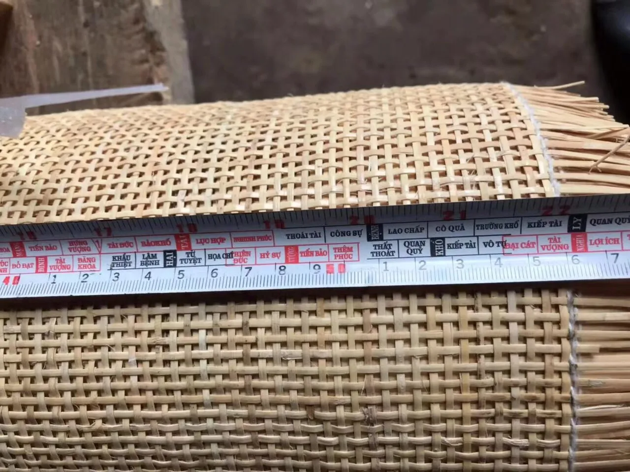 Half Inch Open Mesh Cane Webbing Roll 100% Natural Rattan Webbing Raw Material High Quality Supply From Vietnam
