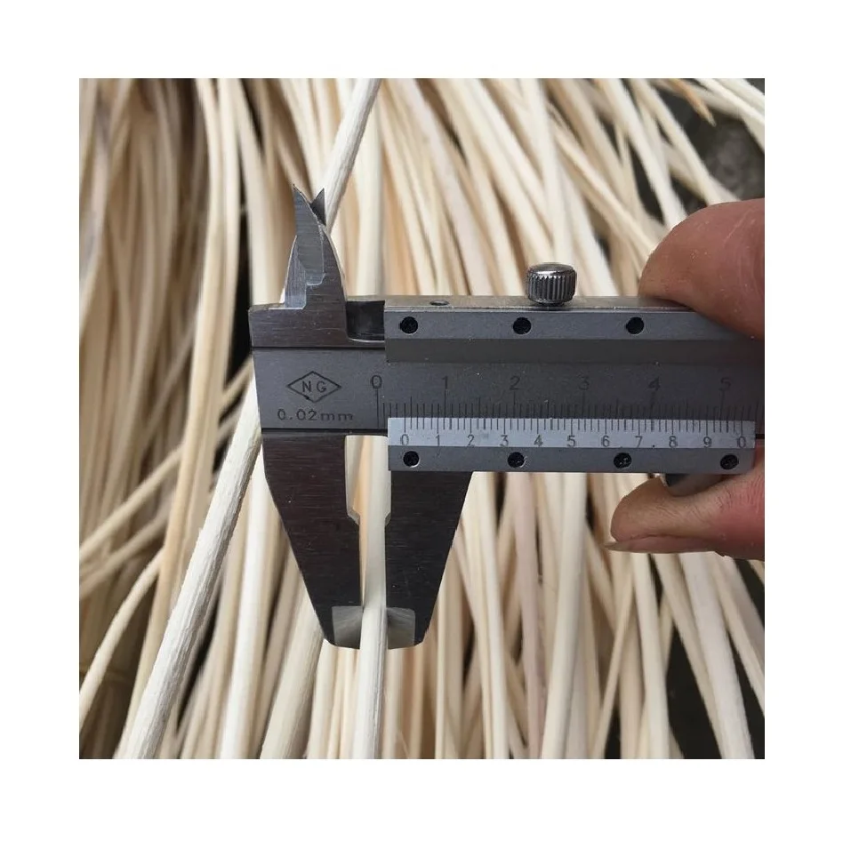 Вьетнамский натуральный круглый ротанговый материал/полированный плоский сердечник для изготовления мебели рукоделия плетеного ремесла индийского рынка