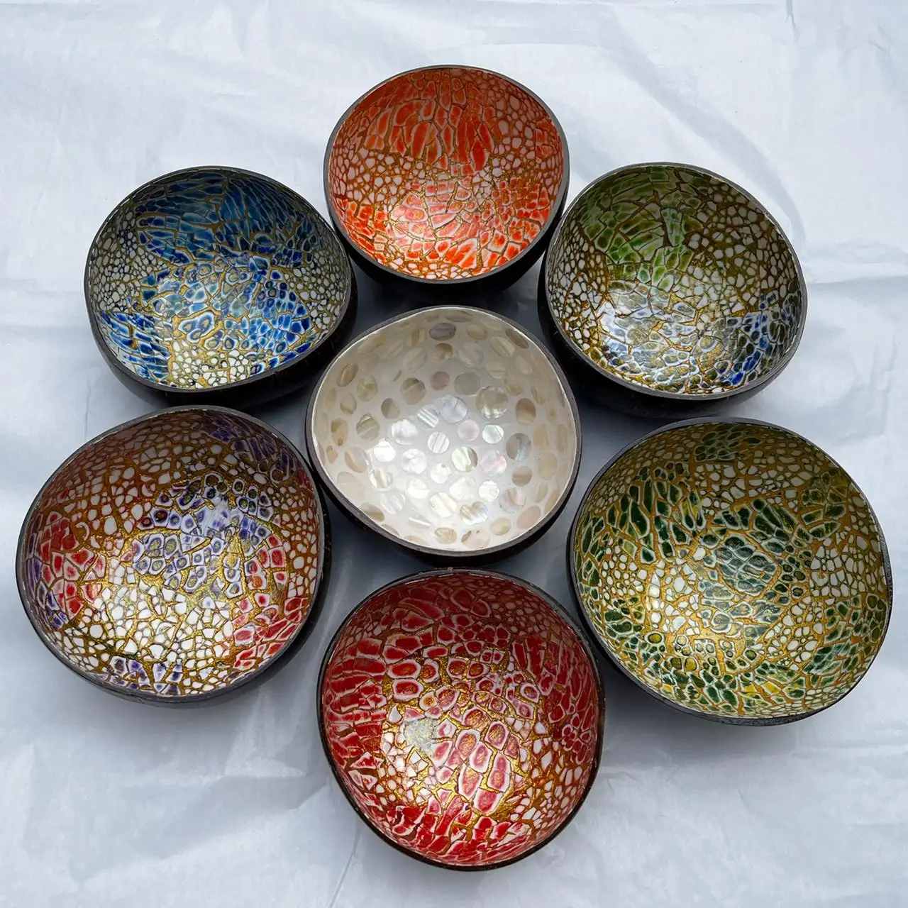 Best Seller Eggshell Coconut Bowl Ecofriendly Vietnam Lacquer Coconut Shell Bowl