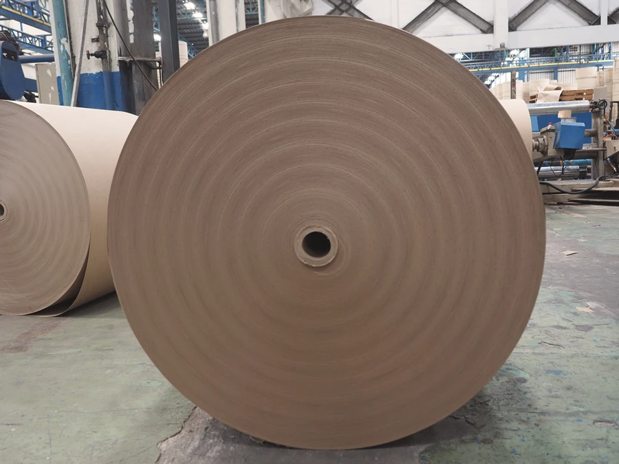 Brown Uncoated Strength Core Board (CB) Paper Roll Substance 450 GSM Ply Bond Strength 300