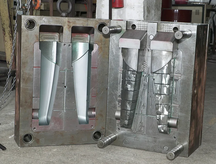 Миниатюрная формовочная машина Interlock Пластиковая форма для клюшек гольфа производитель необычных форм бутылок стульев