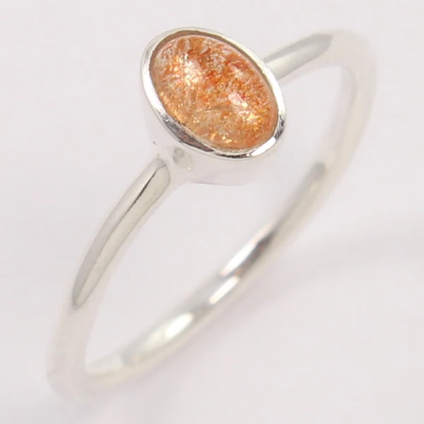 Pretty 925 Sterling Silver Nice Ring Size US 5.75 Natural SUNSTONE Oval Gemstone