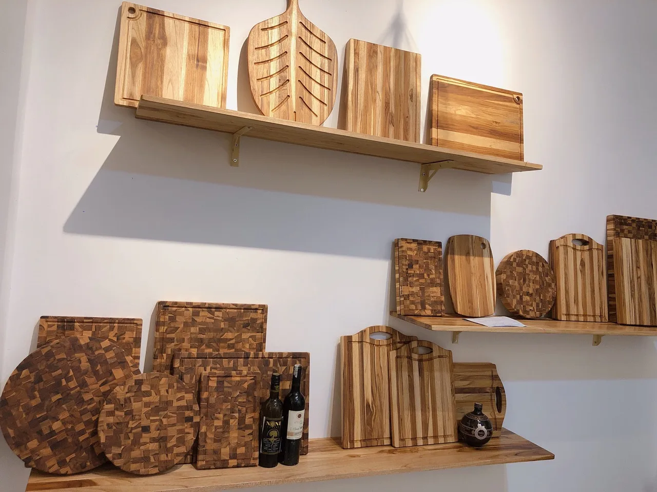 Идеальный выбор для большинства бытовых работ по резке толстые зернистые разделочные доски сделанные во Вьетнаме