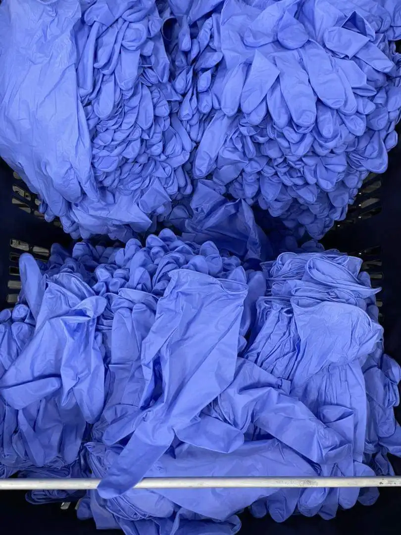 Nitrile Examination Rubber g.l.o.v.e.s in Vietnam Kotinochi Brand/ Latex Powder free and Powdered