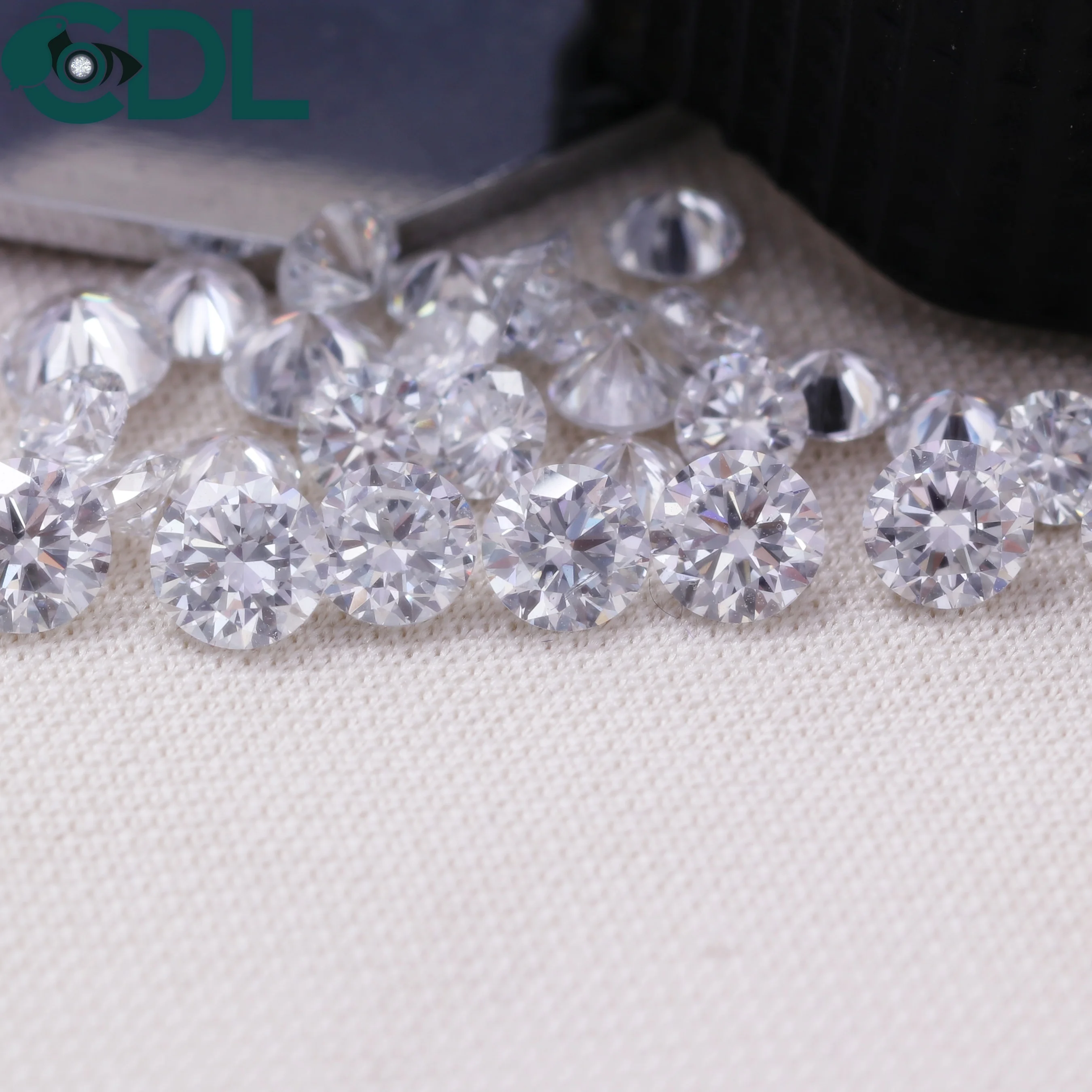 Melee Round Brilliant Cut 2.40 mm D-F SI1-SI2 EX-VG Cut Diamond