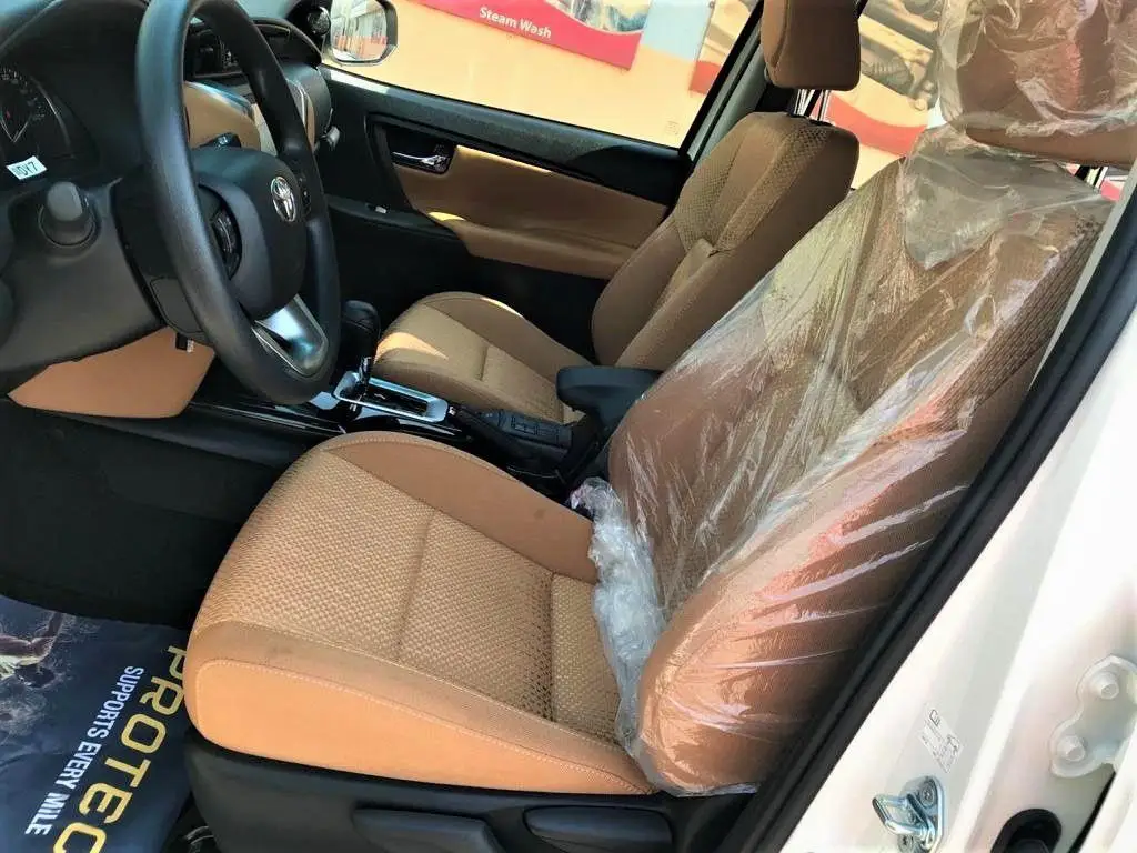 selling 2018 2019 2020 2021 2022 Used LHD - TOYOOTA FORTUNERS 156 2.7L PETROL 4 X 4 EXR AUTO FAST SHIPPING