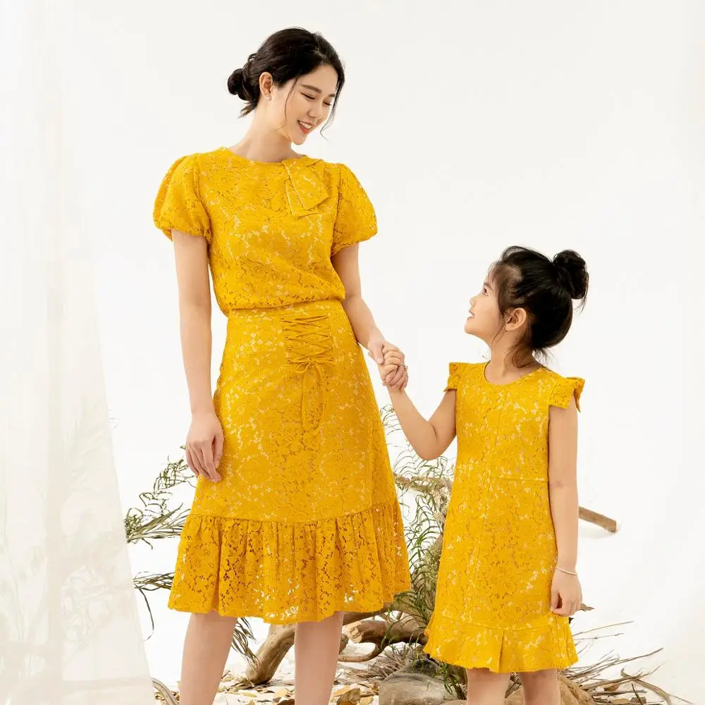 
3PCS Set t-Shirt Skirt Dress Vietnamese Clothing Manufacturers Lace O Neck Mother and Daughter Outfits High Quality 