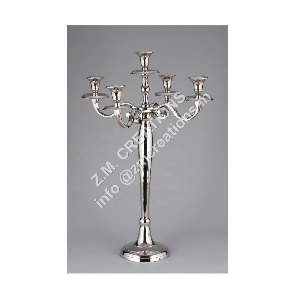 Modern Design Silver Metal Table Top Candle Holder Candelabra Lanterns Candle Jars Hot Selling Home Decoration Item Available