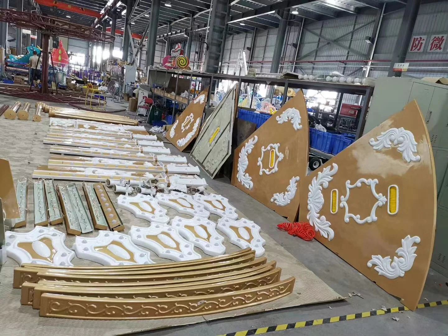 Mr Christmas Holiday Carousel Merry Go Round Christmas Carousel Hallmark