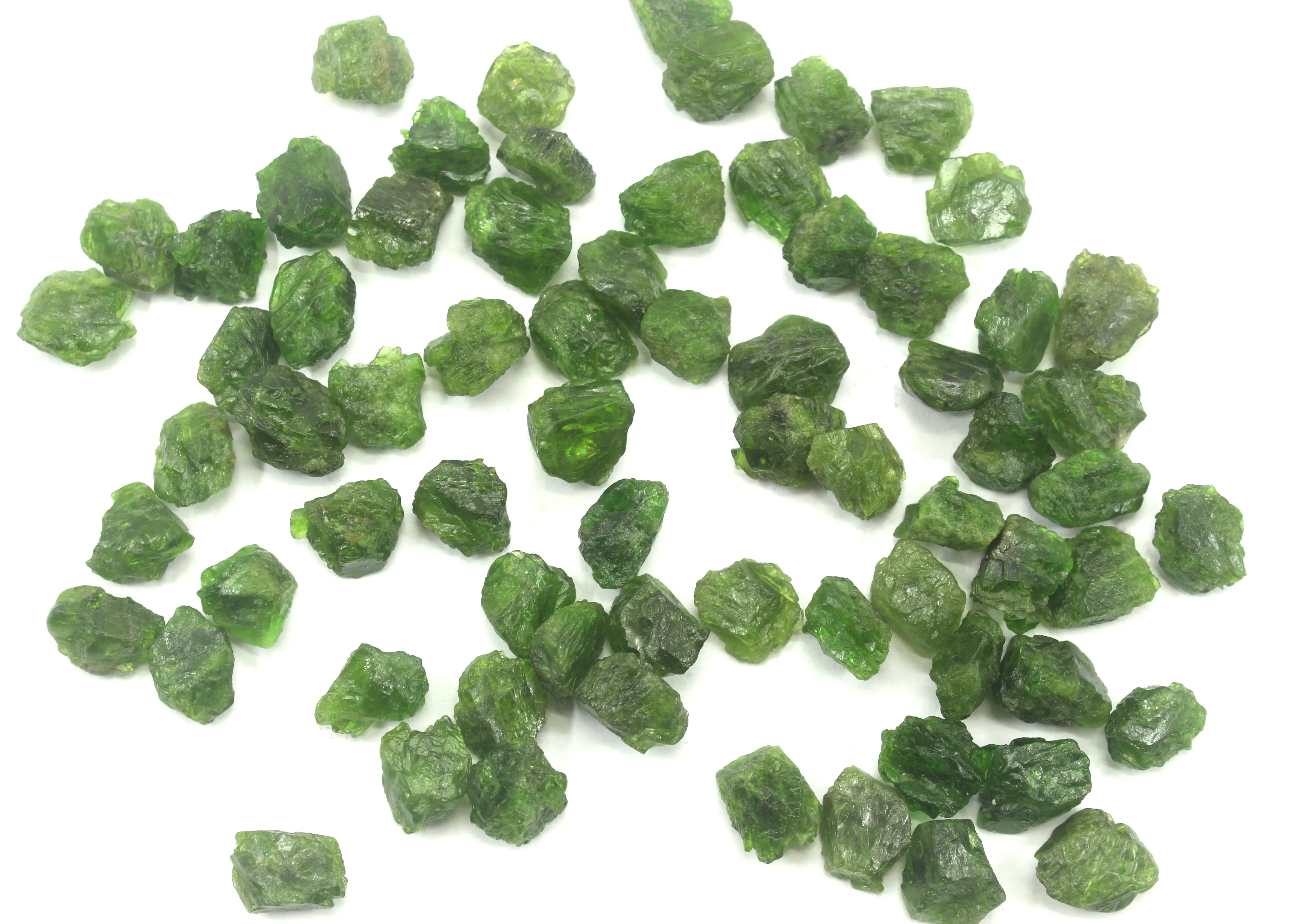 Top Quality 25 Pieces Natural Green Tourmaline Rough Untreated Handcut Loose Gemstone Making Jewelry Wholesale