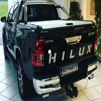 
2015 HILUX TRUCK 4X4 pickup 