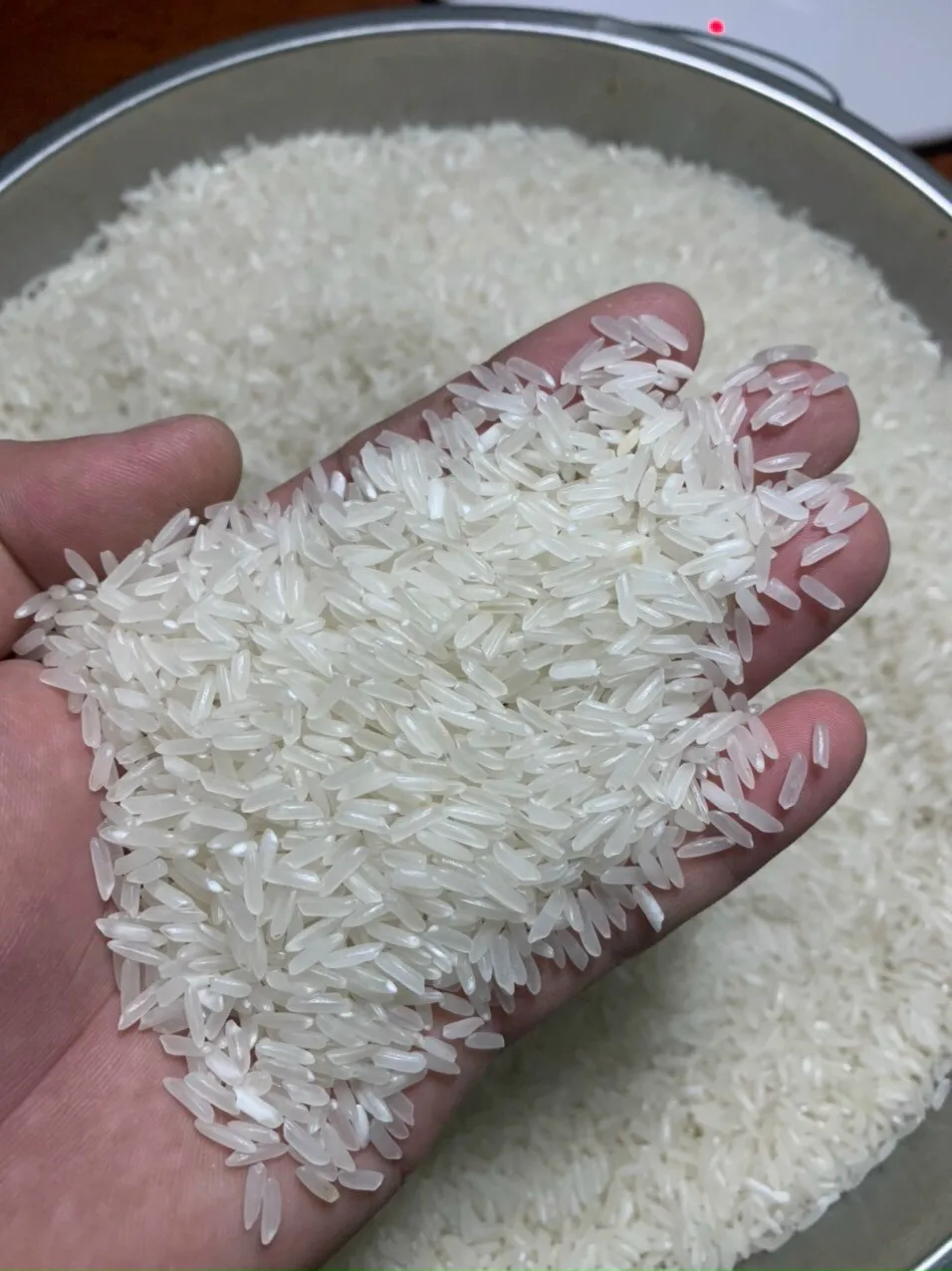 Made In Viet Nam Dried Style High Quality Top Sale Product In 2021 Special Long Grain White Rice