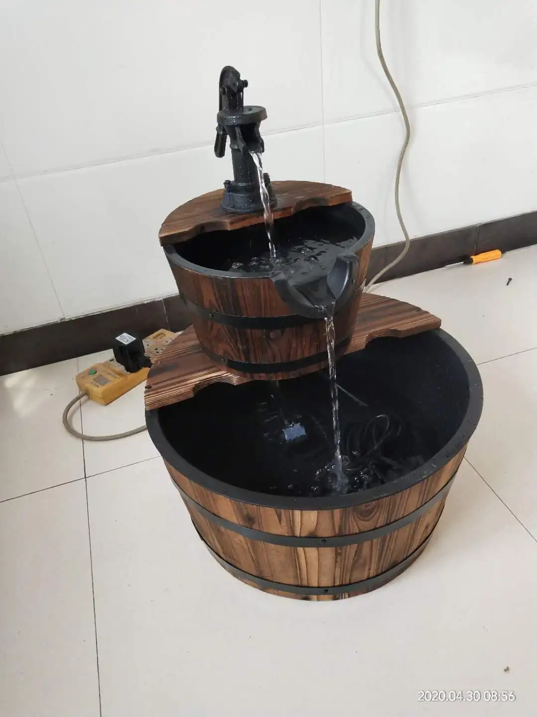 Открытый фонтан-водопад