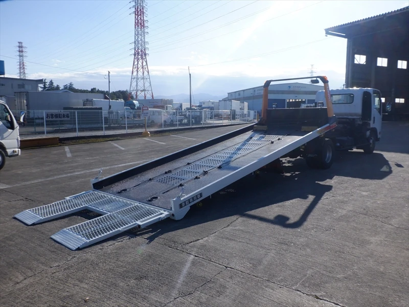 Japanese Used Good Conditioned ISUZU ELF LOADER