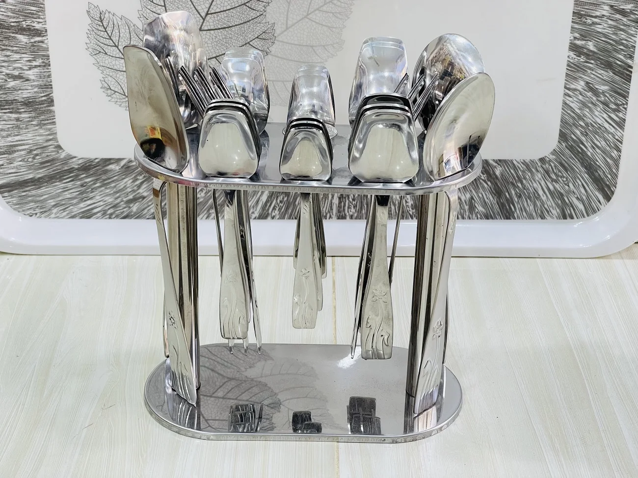 Столовый набор из нержавеющей стали лучшего качества: палочка лук ложка нож тарелка кружка вешалка подставка для тарелок посуды