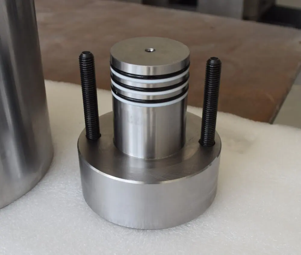 Лабораторная компактная электрическая машина для холодного изостатического прессования CIP