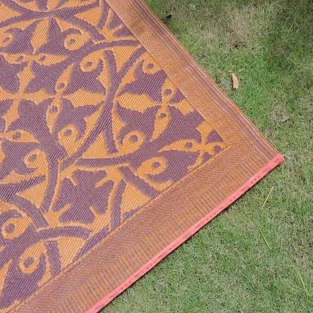 Цветные пластиковые коврики