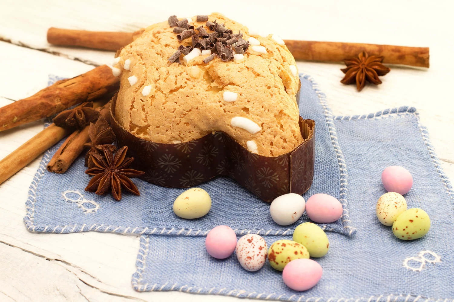 Italian Traditional Handmade Orange and Chocolate Colomba Made in Italy - Easter Cake - Ideal Gift -