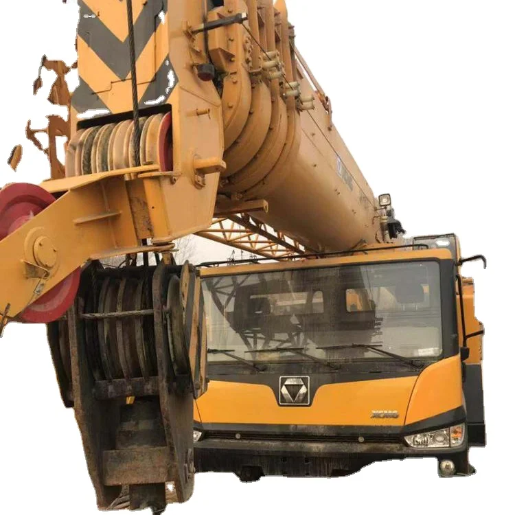 XCMG QY70K-II 70 ton mobile truck crane hydraulic arm crane for trucks Huge Pickup Crane