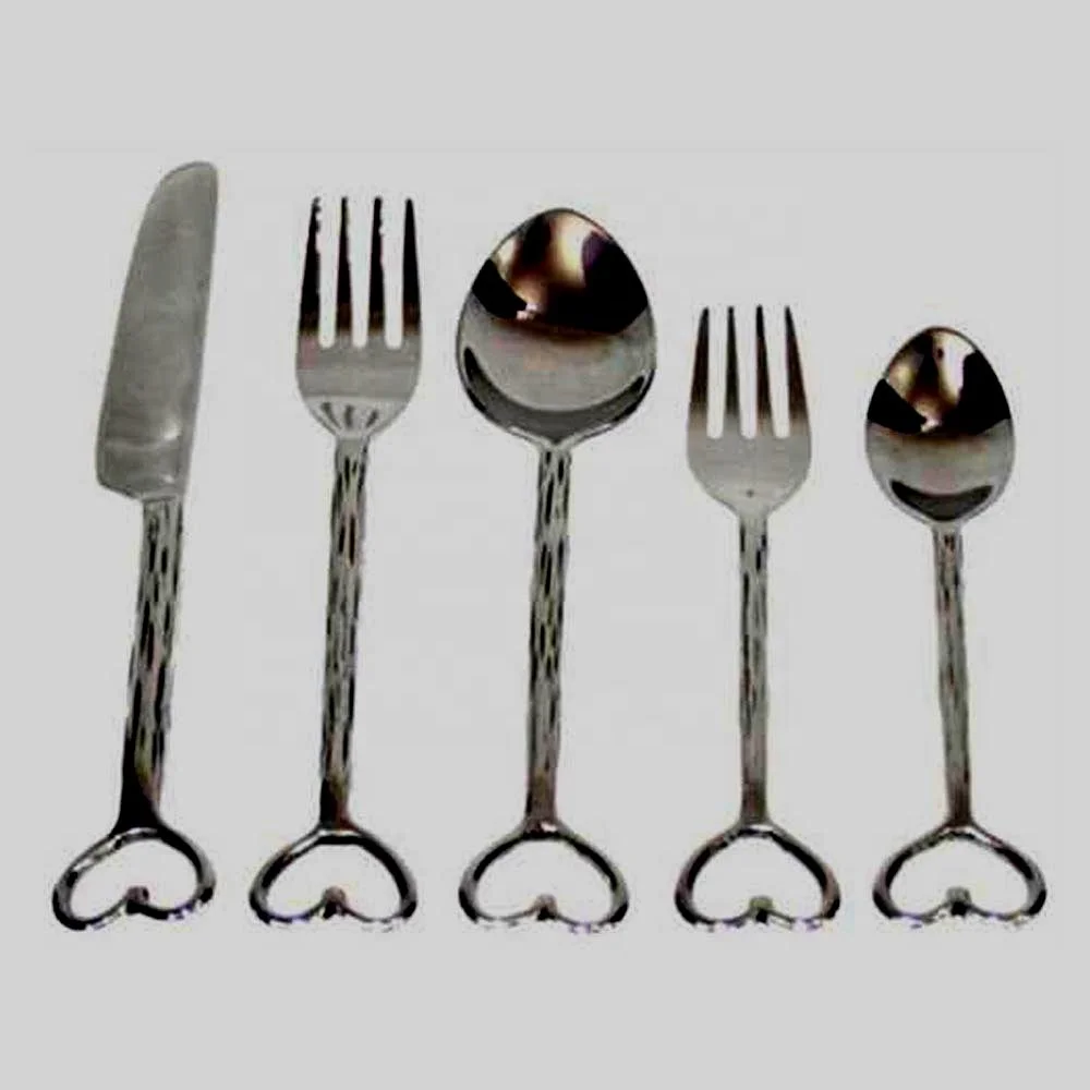 Table Top Heart Shape Design in End of Handle Cutlery Set Chinese Soup Spoon & Fork Set Unique Cutlery Set