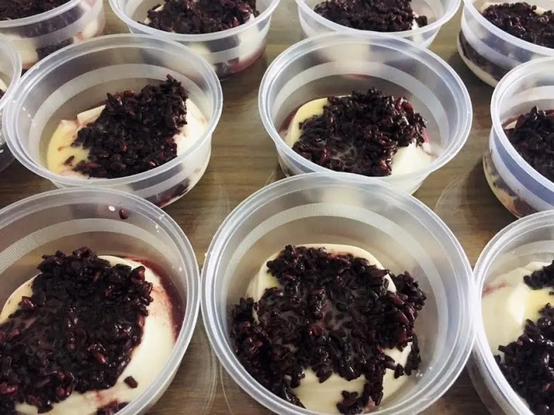  Черный рис с длинным зерном ароматный черный Лидер продаж Круглый клейкий (Ms Деми + 84 961 733 400)