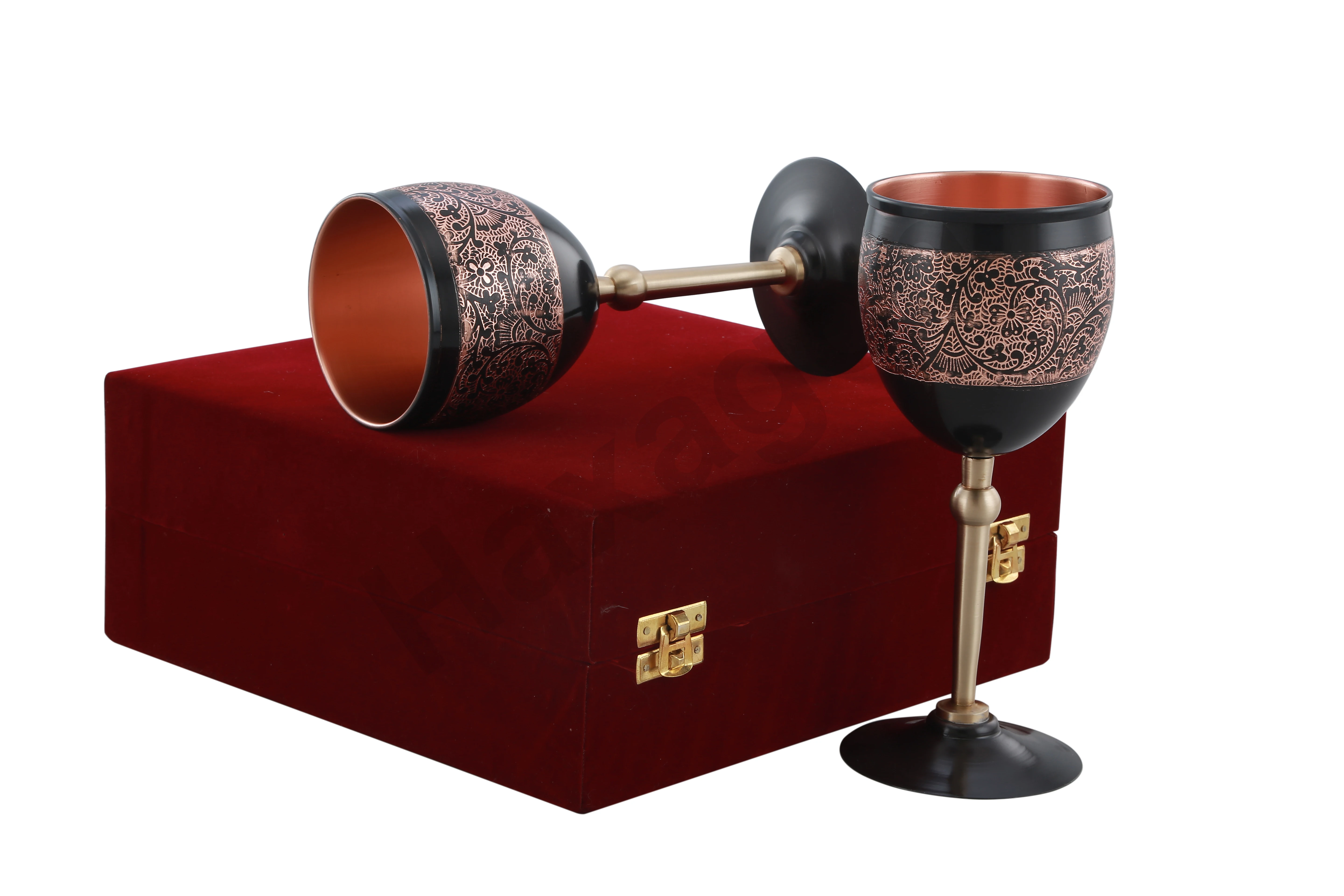 Embossed  Design Brass with Silver antique finish Goblet Home And Hotel Decorative Luxury Eye Catching