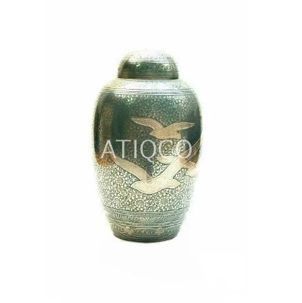  Похоронная урна для кремации из твердой латуни с летающими птицами